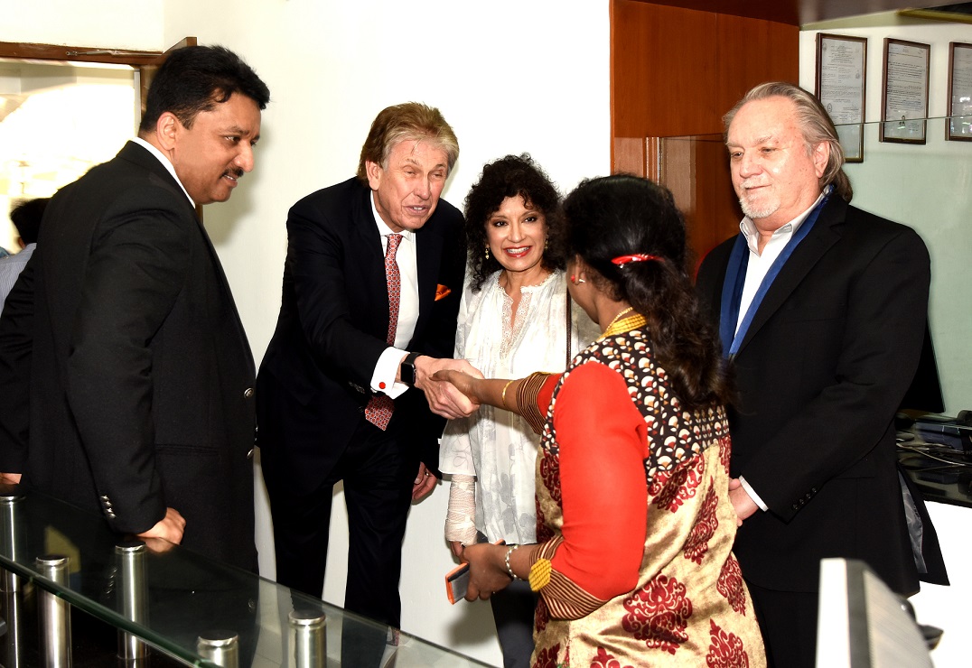 Dr. S.M. Balaji introducing Ms. Mala, Senior Trade Specialist, U.S