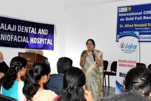 Prof S Mahalaxmi’s lecture on incorporating gold into clinical practice at the CDE program