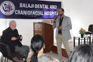 Dr. Prabhakar Joseph presenting the vote of thanks at the end of the lecture session at the CDE program