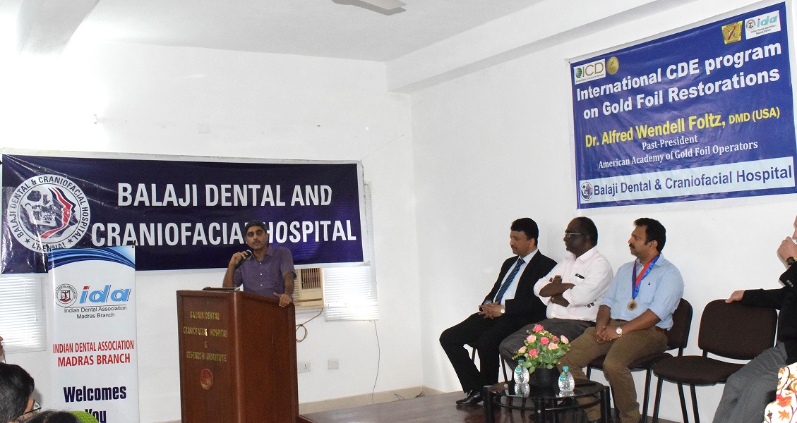 Prof Rangarajan addressing the audience on the relevance of CDE programs to the dental profession