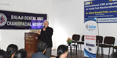 Continuing Dental Education program on direct gold restorations with American faculty