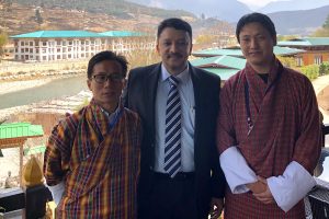 Prof S M Balaji with delegates at the summit