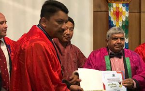 Dr. S.M. Balaji being conferred the award by Prof. Ravi Kant, ex-Vice Chancellor, King George Medical University, Lucknow and Director, All India Institute of Medical Sciences, Rishikesh