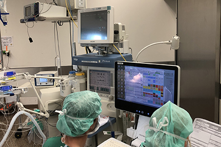 A view of the anesthesiologists at work in the Operating Room