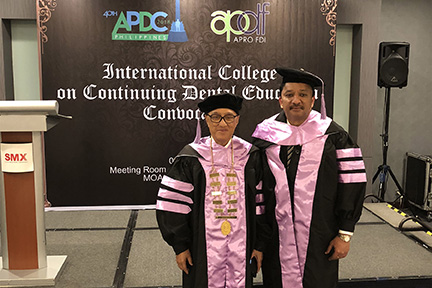 Prof SM Balaji with Prof Jeffrey Tsang, President, International College on Continuing Dental Education before the commencement of the Inducation Ceremony