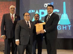 Prof SM Balaji with Dr Arain, Dr Shah and Dr Khan at the awards ceremony