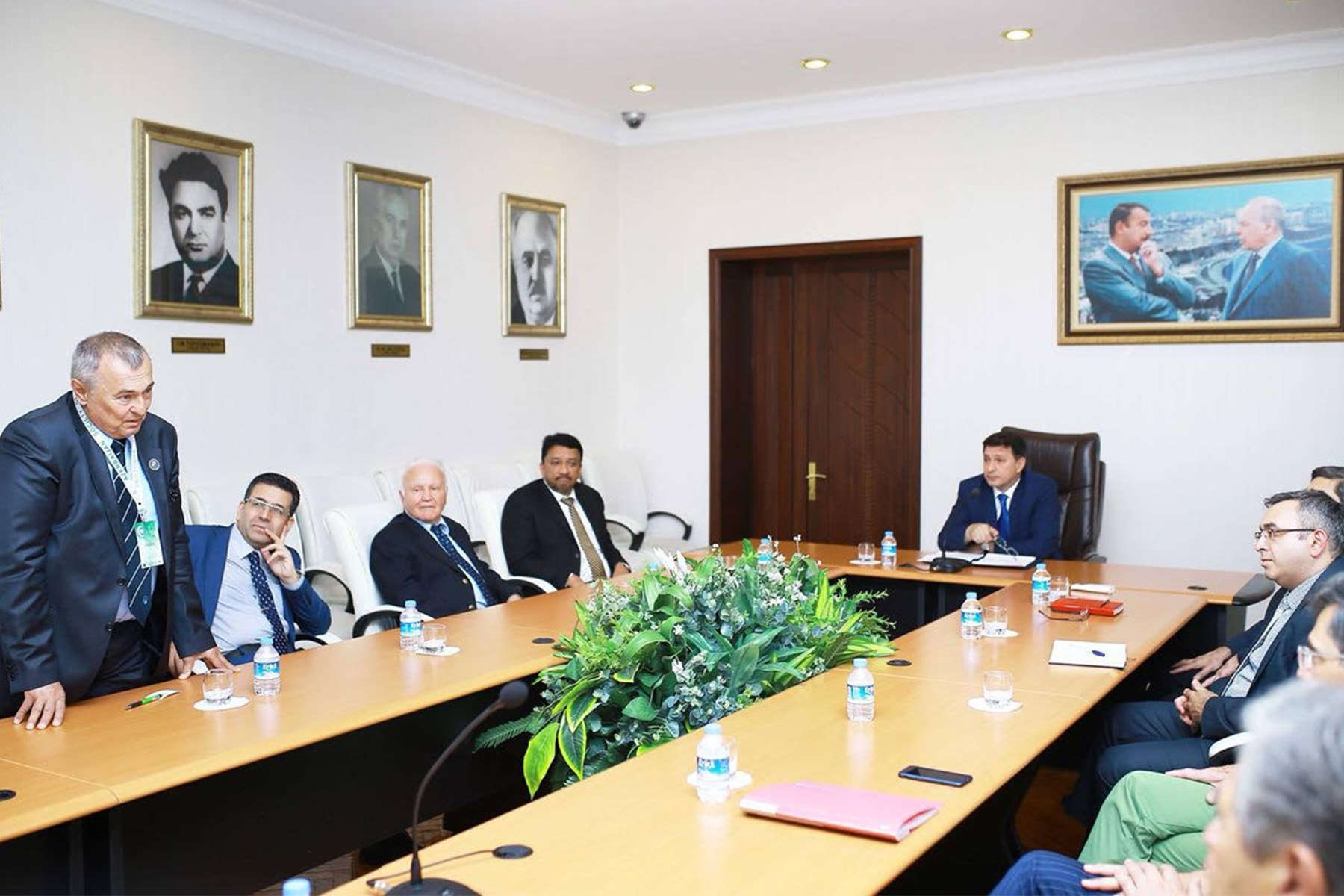 Dr SM Balaji during his meeting with the Rector of Azerbaycan Tibb Universiteti, His Excellency Dr Garay Chingiz Garaybayli