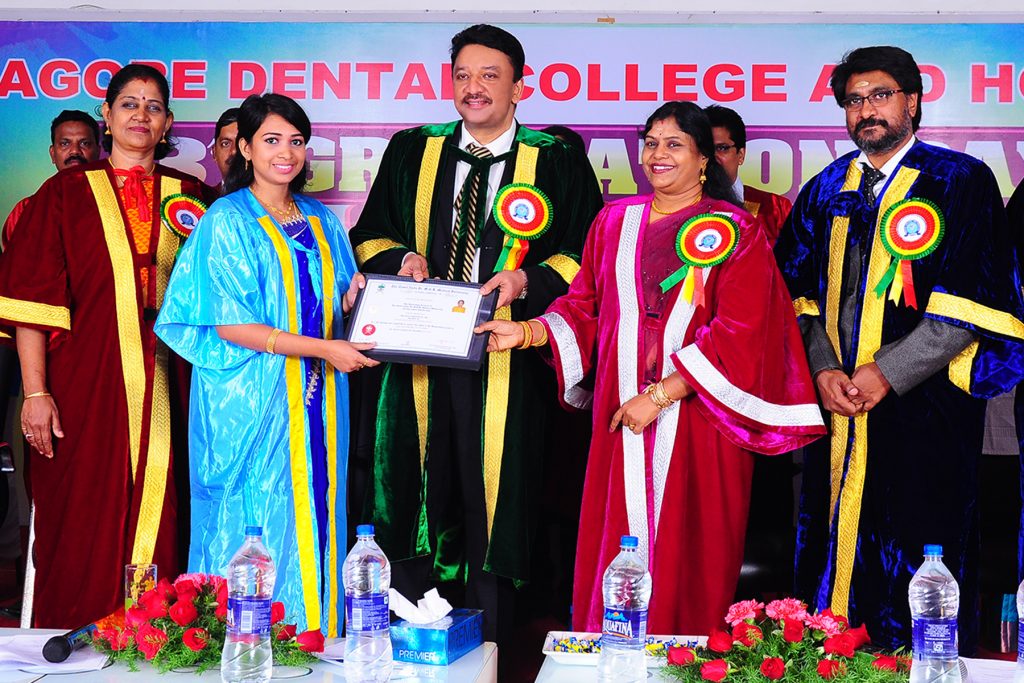 Prof SM Balaji presents Certificates of Excellence to meritorious students at the 3rd Graduation day
