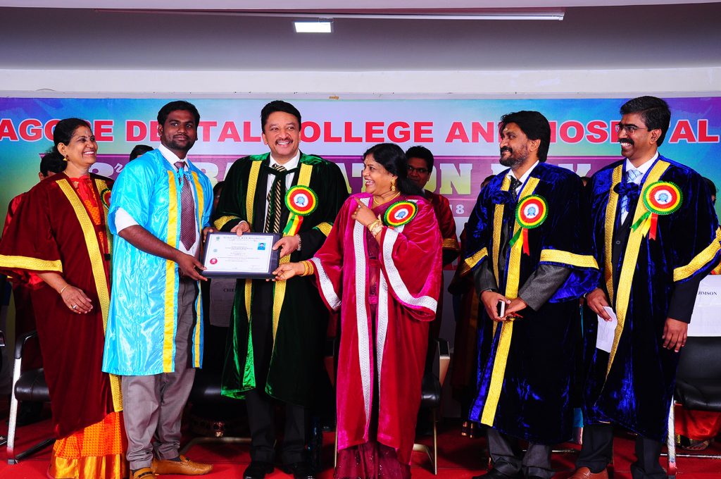 Prof SM Balaji presents Certificates of Excellence to meritorious students at the 3rd Graduation day