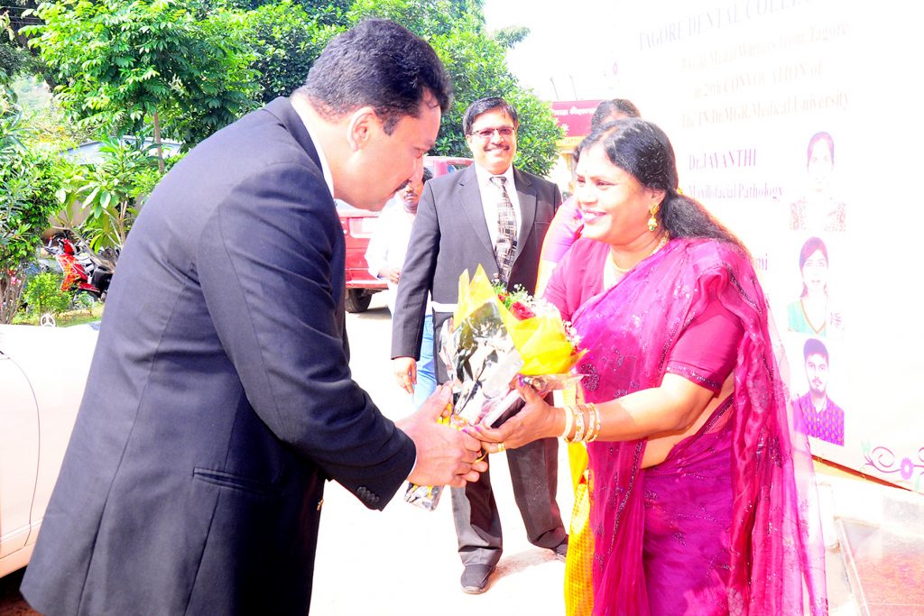 Dr SM Balaji invited as chief guest at the 3rd Graduation day celebrations at Tagore Dental College