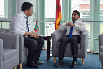 Dr SM Balaji with the Health Minister of Maldives