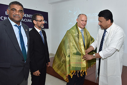 Dr SM Balaji honors Health Minister of Seychelles with shawl