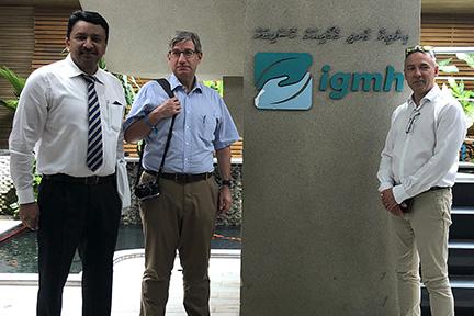 Dr SM Balaji with Dr David Koppel and Mr Peter Evans at IGMH