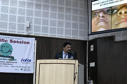 Dr SM Balaji at his keynote lecture at the conference on “Advanced Oral Surgery in Dental Practice"