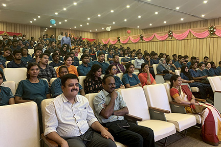 Dr SM Balaji’s keynote lecture had the audience in rapt attention listening to him describe his surgeries