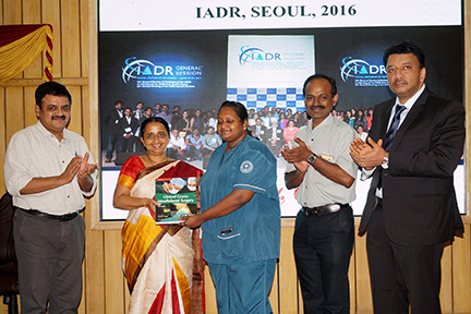 Meritorious students were presented with Dr SM Balaji’s Textbook of Oral and Maxillofacial Surgery at the end of the keynote lecture